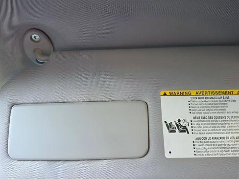 Used 2024 Toyota Tundra Limited AWD/4WD image 16