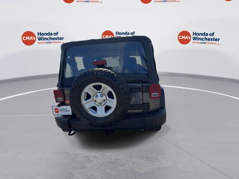 Used 2017 Jeep Wrangler Sport w/ Trailer Tow Group AWD/4WD image 7