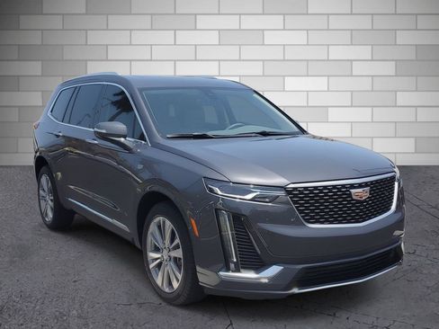 Certified 2022 Cadillac XT6 Premium Luxury AWD/4WD image 7