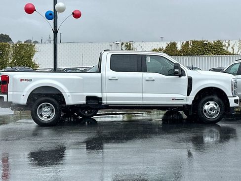 New 2026 Ford F350 Platinum AWD/4WD image 2