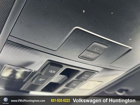 Certified 2023 Volkswagen Tiguan SEL R-Line image 30