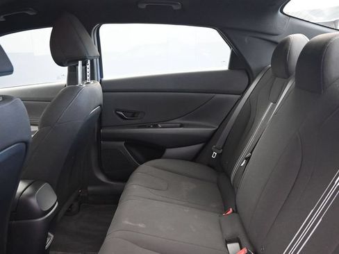 Certified 2025 Hyundai Elantra Sport FWD image 18