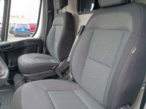 New 2026 RAM ProMaster 2500 w/ Convenience Group FWD image 11