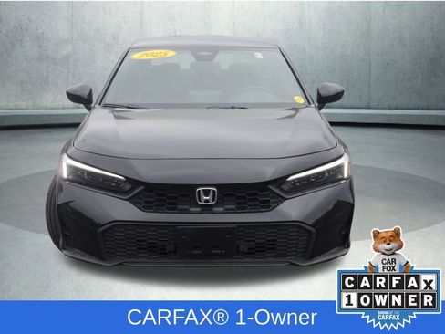 Used 2025 Honda Civic Sport image 2