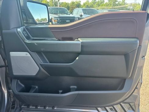 Used 2022 Ford F150 Lariat w/ Equipment Group 502A High AWD/4WD image 14