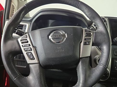 Used 2021 Nissan Titan SV w/ SV Convenience Package AWD/4WD image 23