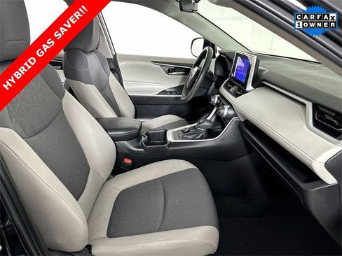 Used 2023 Toyota RAV4 XLE image 29