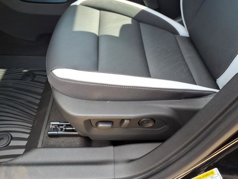 New 2026 Buick Envision Sport Touring AWD/4WD image 13