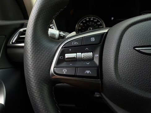 Used 2026 Genesis G70 2.5T RWD image 35