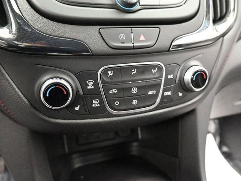 Used 2024 Chevrolet Equinox RS image 37