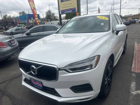 Used 2020 Volvo XC60 T6 Momentum AWD/4WD image 4