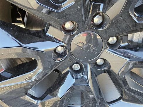 Used 2021 Chevrolet Silverado 1500 Custom image 10