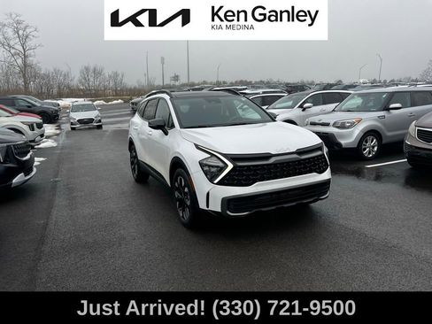 Certified 2023 Kia Sportage X-Line w/ X-Line Premium Package image 3