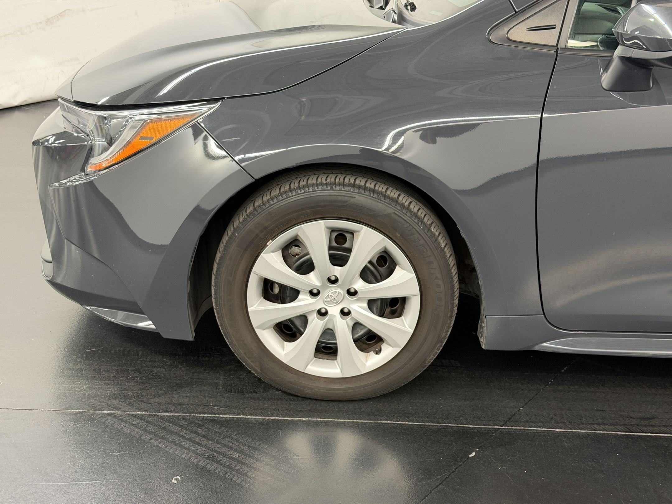 Used 2024 Toyota Corolla LE FWD image 11
