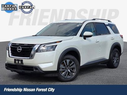 Used 2024 Nissan Pathfinder SV
