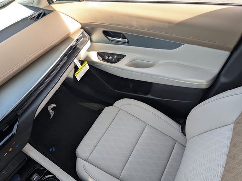 New 2026 Nissan Murano Platinum image 22