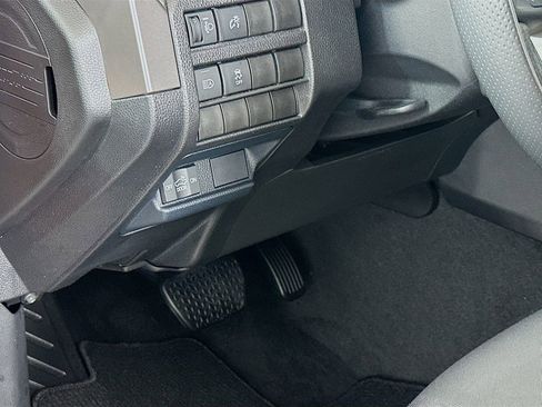 Used 2025 Toyota Tacoma TRD Off-Road image 10