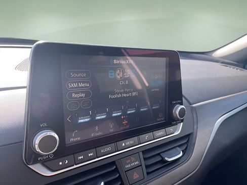 Used 2025 Nissan Altima 2.5 SV image 22