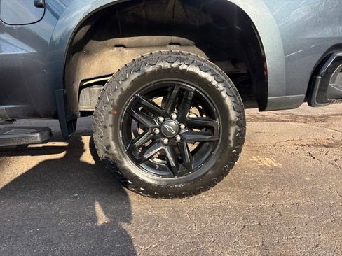 Used 2020 Chevrolet Silverado 1500 LT Trail Boss image 26