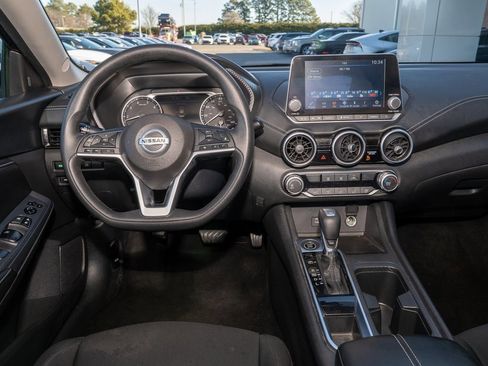Used 2023 Nissan Sentra SV image 5