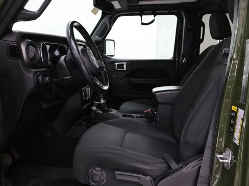 Used 2021 Jeep Wrangler Unlimited Sport AWD/4WD image 7