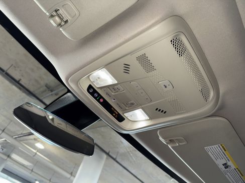 Used 2022 Cadillac XT5 Premium Luxury image 31