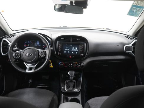Used 2020 Kia Soul S FWD image 14