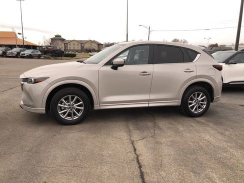 Used 2024 MAZDA CX-5 AWD 2.5 S w/ Select Package image 3