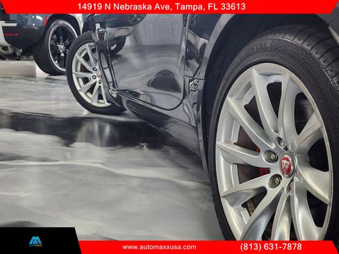 Used 2016 Jaguar F-TYPE Convertible image 3