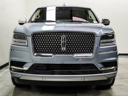 Used 2020 Lincoln Navigator L Black Label w/ Cargo Convenience Package image 7