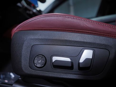 Used 2023 BMW X4 M40i w/ Premium Package image 18