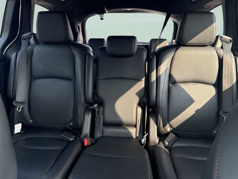 Used 2025 Honda Odyssey Sport-L image 21