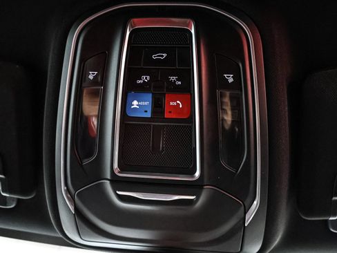 Used 2022 Jeep Grand Cherokee L Laredo AWD/4WD image 33