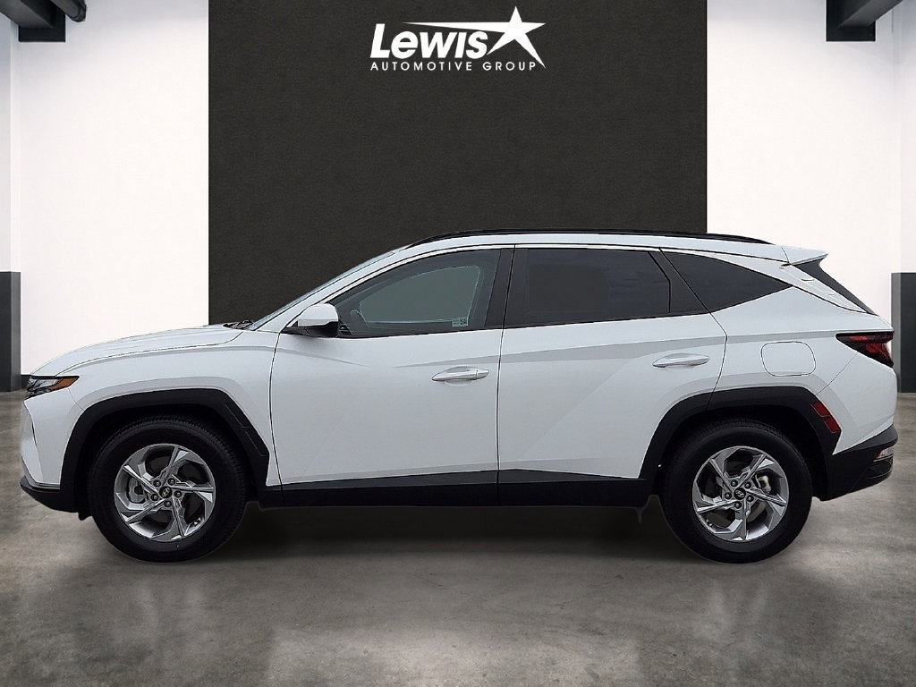 Used 2024 Hyundai Tucson SEL FWD image 2