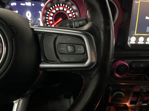 Used 2022 Jeep Wrangler Unlimited Rubicon w/ Cold Weather Group image 64