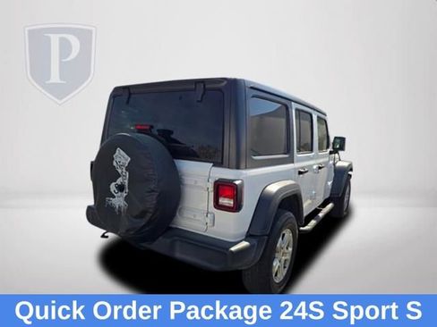 Used 2018 Jeep Wrangler Unlimited Sport S image 4
