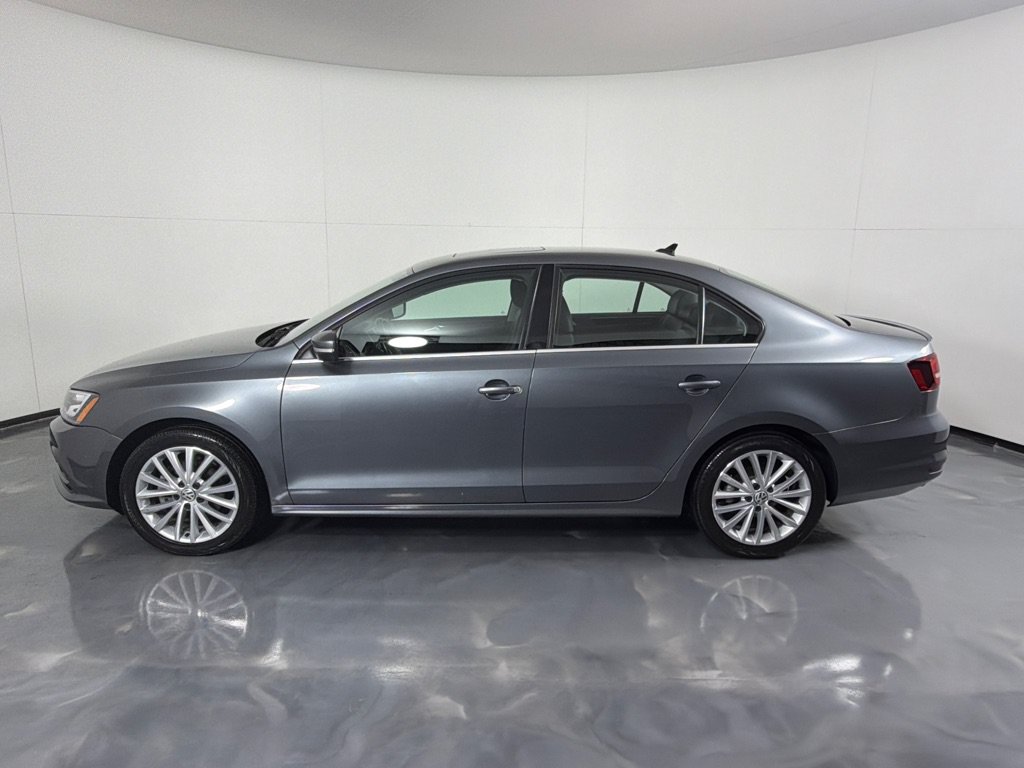 Used 2016 Volkswagen Jetta SEL w/ Lighting Package FWD image 8