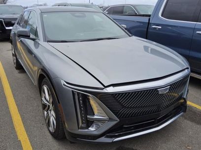 Used 2025 Cadillac Lyriq Luxury w/ LPO, Floor Liner Package