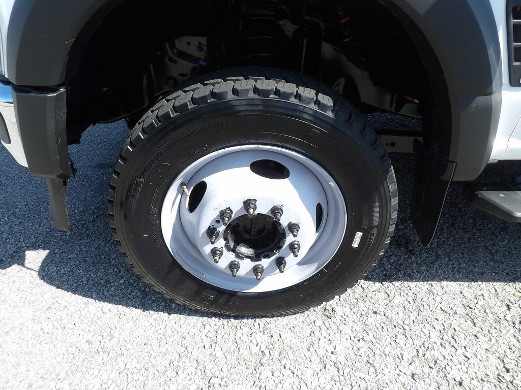 Used 2025 Ford F550 4x4 Crew Cab image 57