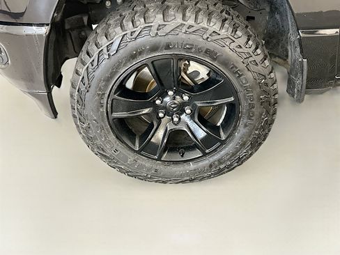 Used 2022 RAM 1500 Big Horn AWD/4WD image 11