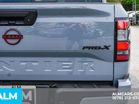 Used 2024 Nissan Frontier Pro-X w/ Pro Convenience Package RWD image 13