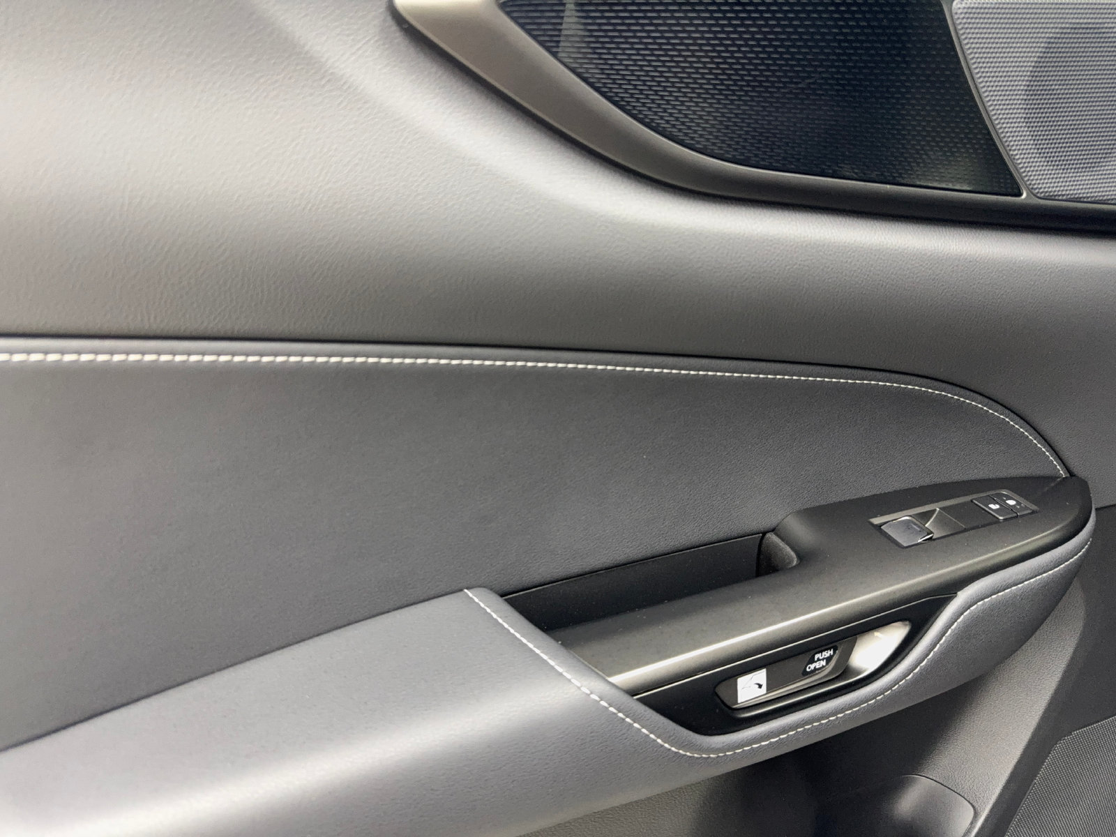 Used 2024 Lexus NX 250 FWD image 38