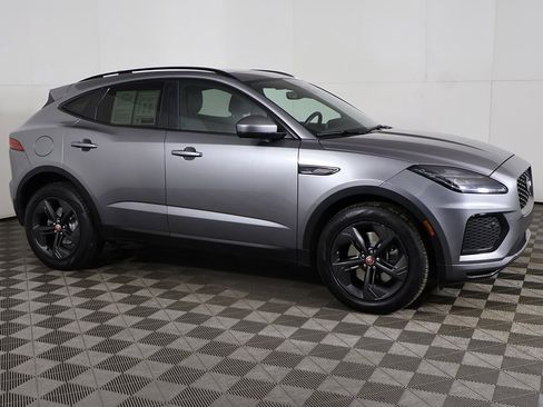 Used 2022 Jaguar E-PACE SE image 16