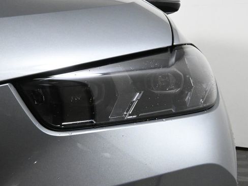 Used 2026 BMW X5 xDrive50e w/ M Sport Package image 11