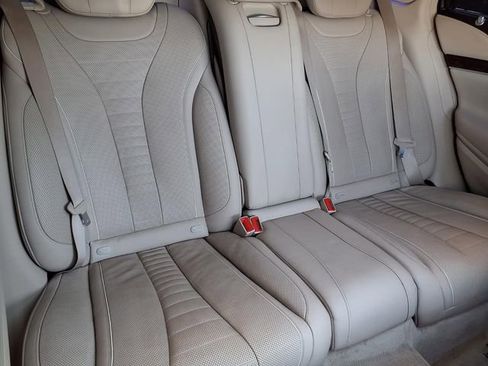 Used 2015 Mercedes-Benz S 550 Sedan w/ Sport Package image 25