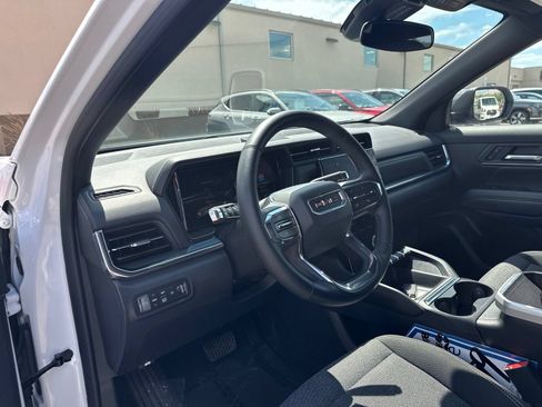 Used 2026 GMC Terrain Elevation AWD/4WD image 13
