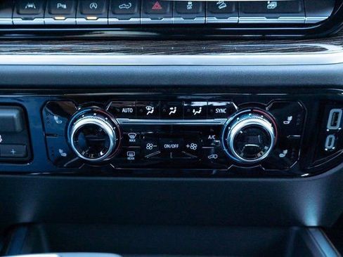 New 2026 GMC Sierra 1500 Elevation w/ Elevation Premium Package image 12