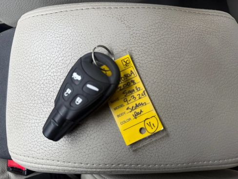 Used 2008 Saab 9-3 2.0T w/ Moonroof Package FWD image 26