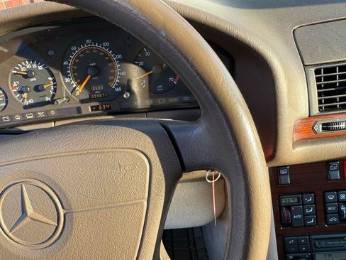 Used 1995 Mercedes-Benz S 320 image 41
