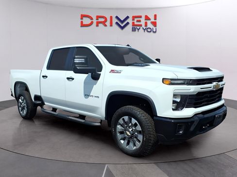 New 2026 Chevrolet Silverado 2500 Custom w/ Custom Value Package image 7
